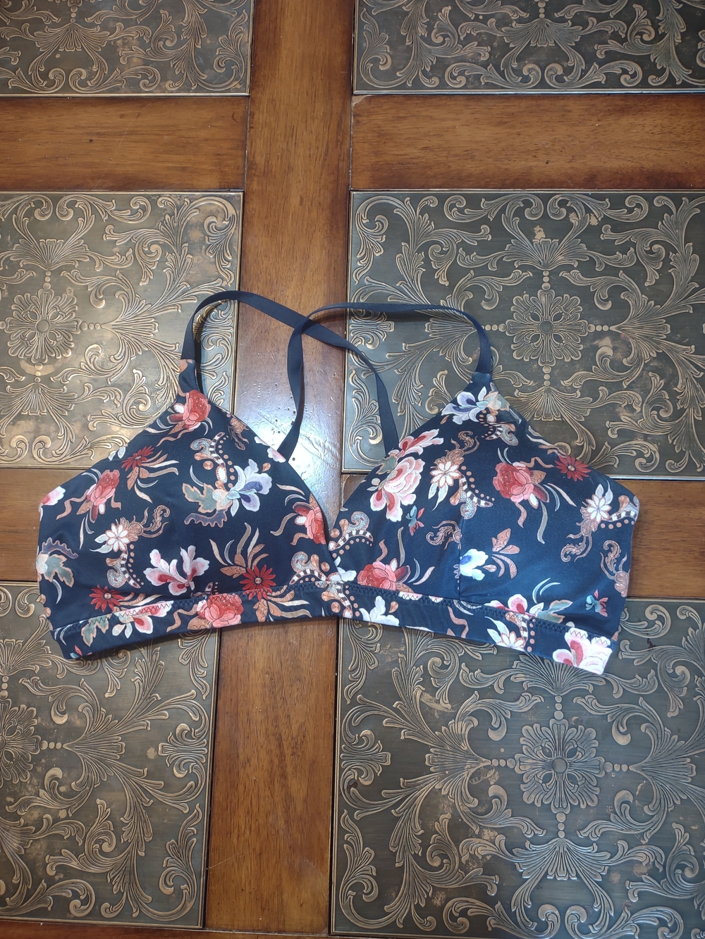 Athleta Floral Navy Bralette - Women’s Comfortable Wire-Free Bra